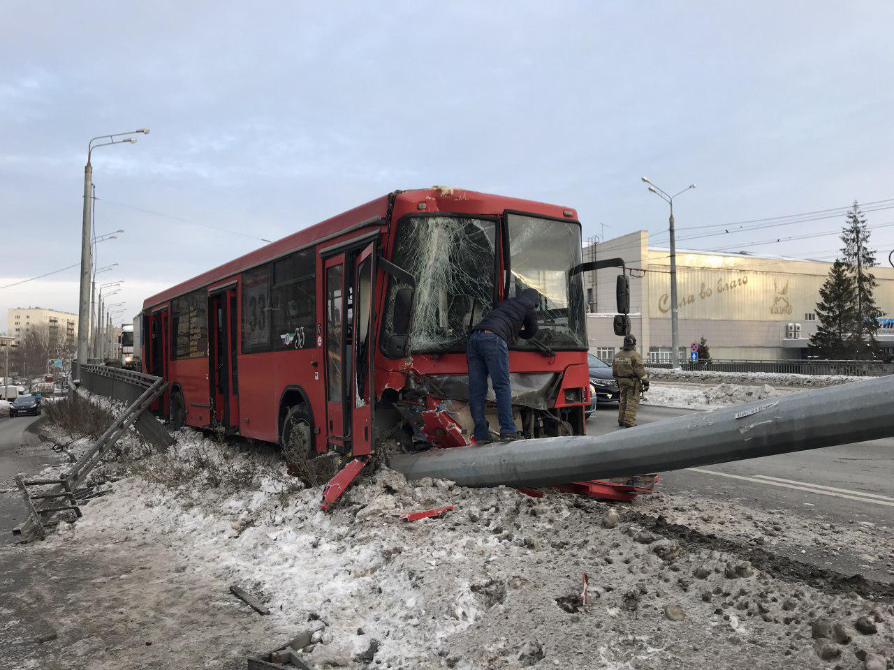 автобус 3