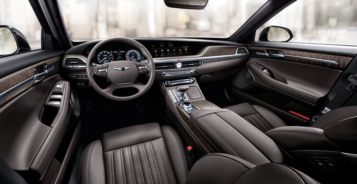 Седан Genesis G90 стал дороже генезис 2