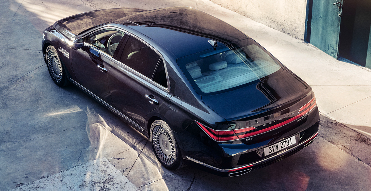 Седан Genesis G90 стал дороже генезис 3