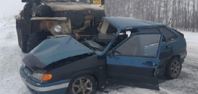В Башкирии в результате ДТП с грузовиком погиб мужчина