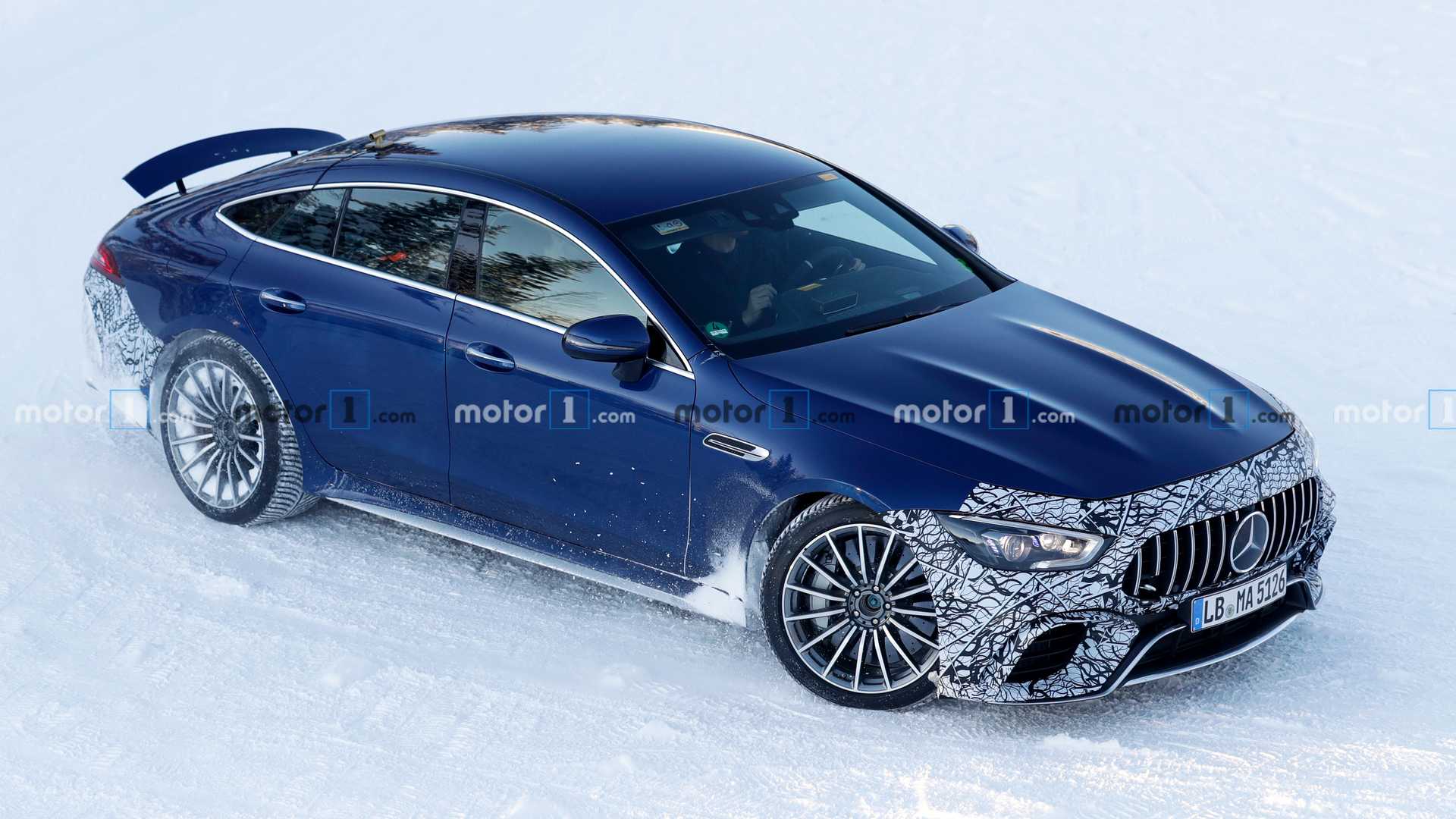 Mercedes-AMG возродил индекс «73» амг 2