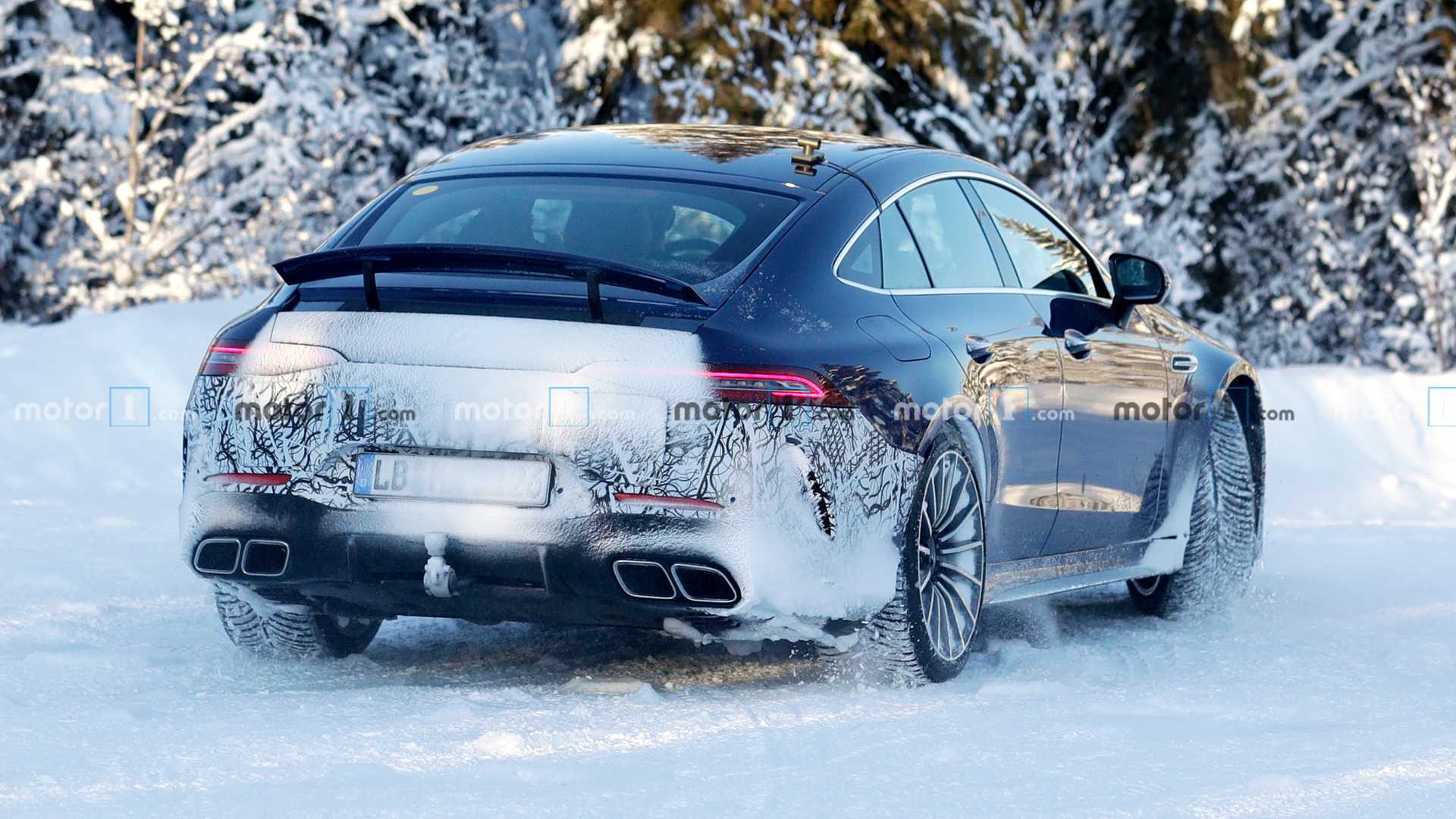 Mercedes-AMG возродил индекс «73» амг 4
