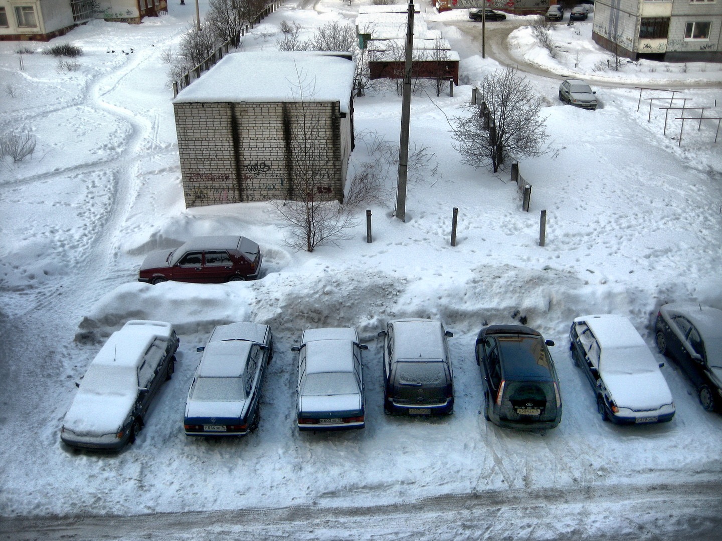 двор 2