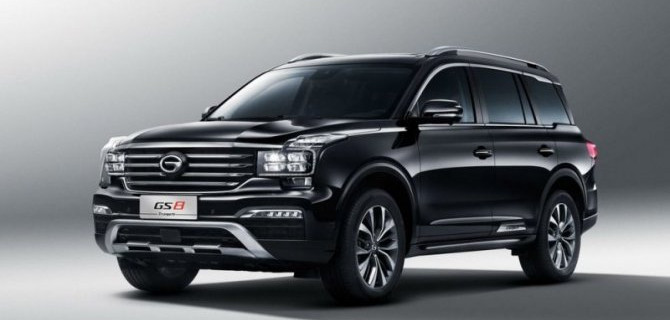 В Россию прибыл кроссовер GAC GS8
