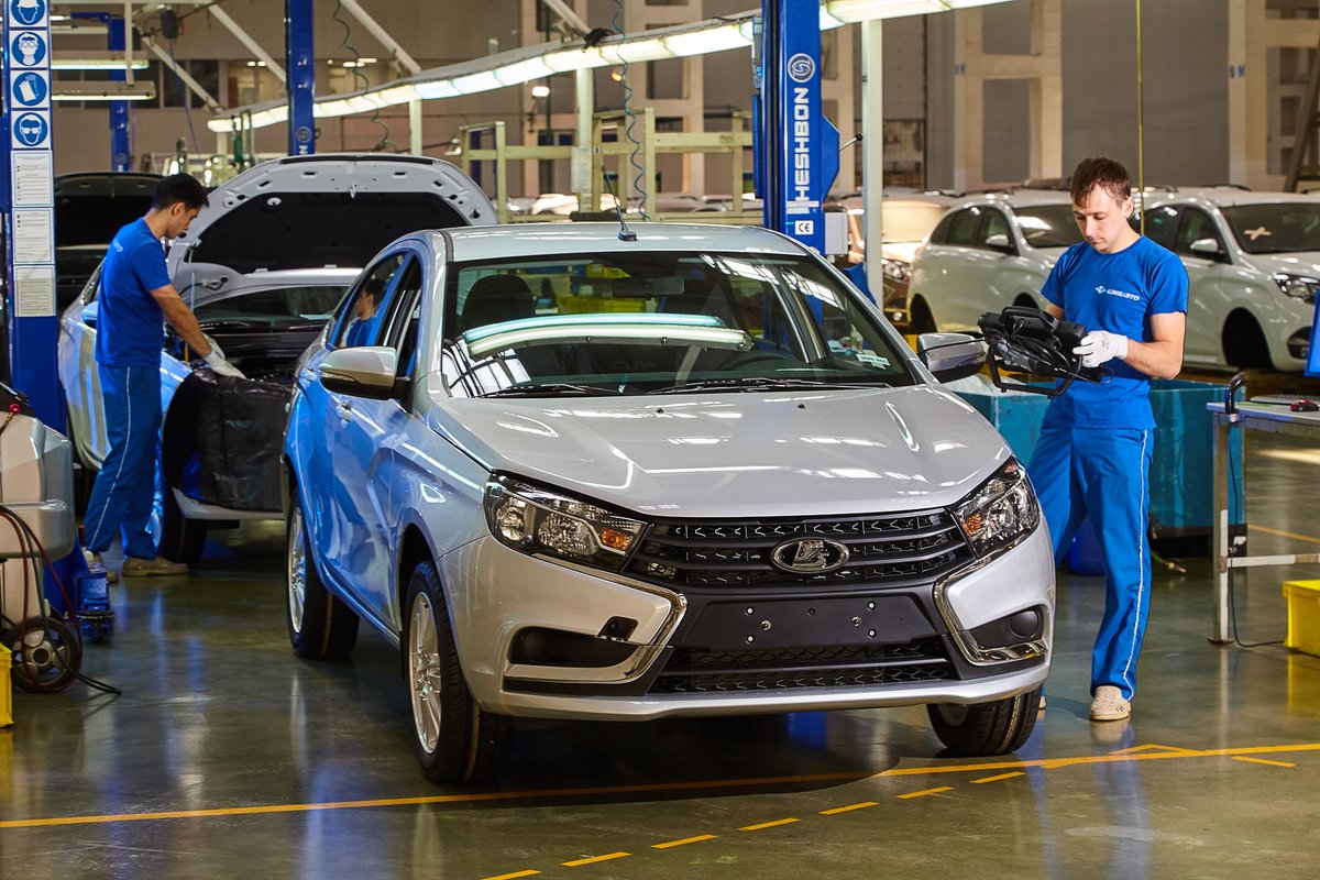 В Госдуме предложили «АвтоВАЗу» снизить цены ваз 2