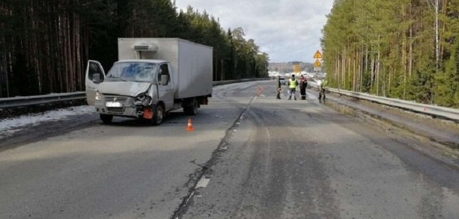 «Газель» насмерть сбила двух рабочих в Пермском крае