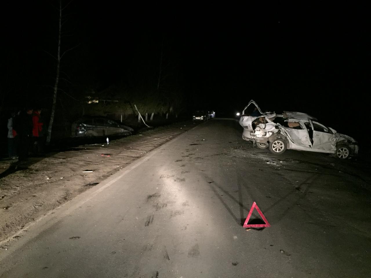 Мужчина погиб в тройном ДТП в Орловской области Мужчина погиб в тройном ДТП в Орловской области (2)