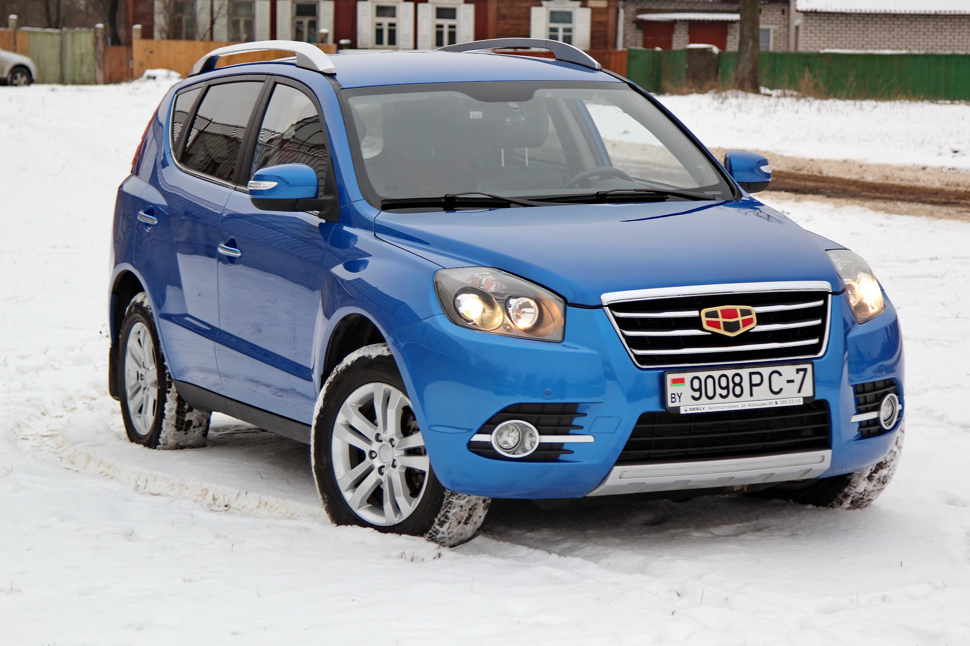 Падение рубля: в России подорожают автомобили Geely ц джили 2