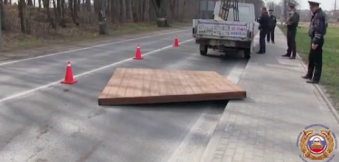 В Калининграде пешехода убило упавшим грузом