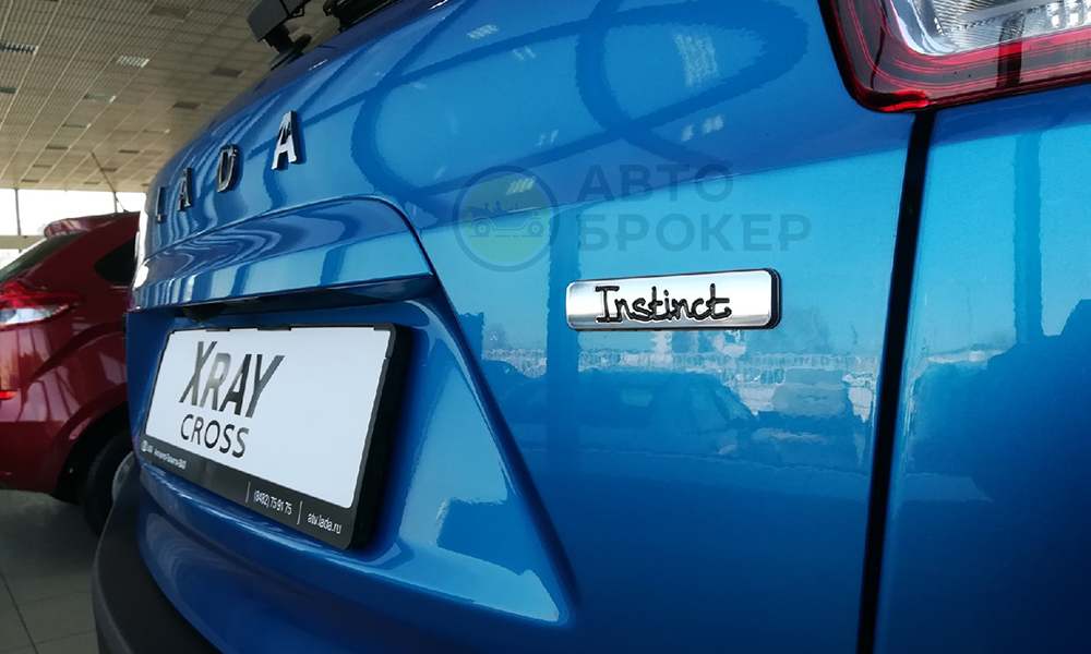 Названа стоимость Lada Xray Cross Instinct инстинкт 3