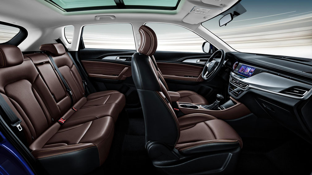 Кроссовер Changan CS35 Plus получил новую опцию чанг 2