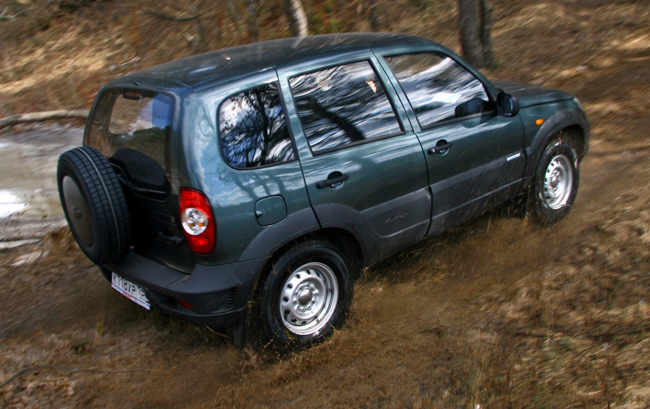 Падение рубля: подорожал внедорожник Chevrolet-Niva шнива 2