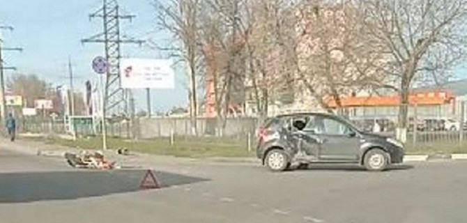 Мотоциклист пострадал в ДТП в Туле