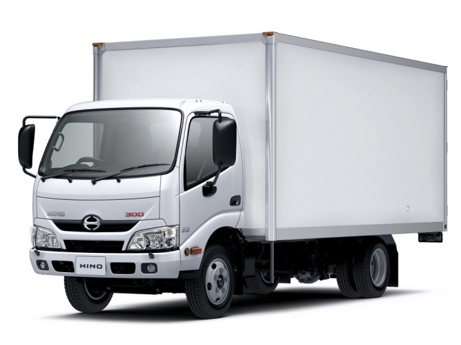 В России объявлен отзыв грузовиков Hino отзыв хино