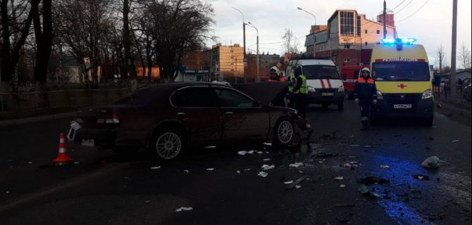 В ДТП в Вологде погиб пассажир иномарки
