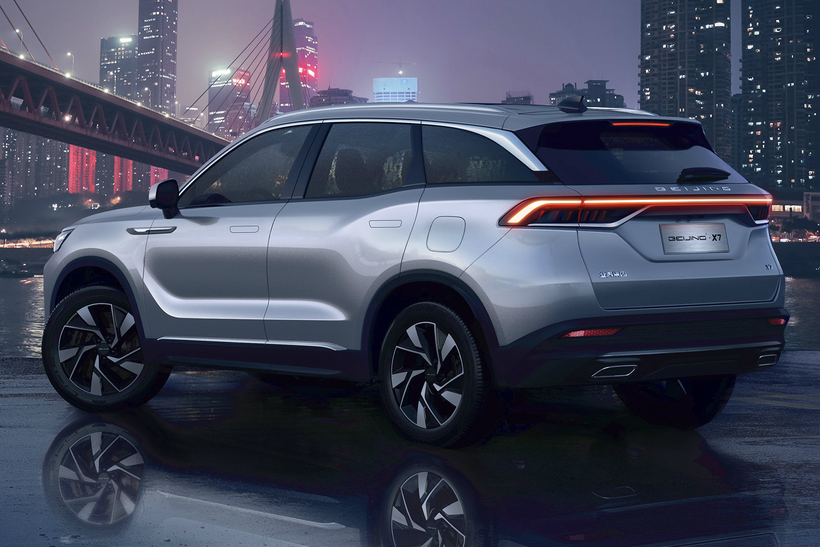 Фирма BAIC продемонстрировала новый кроссовер баик 3