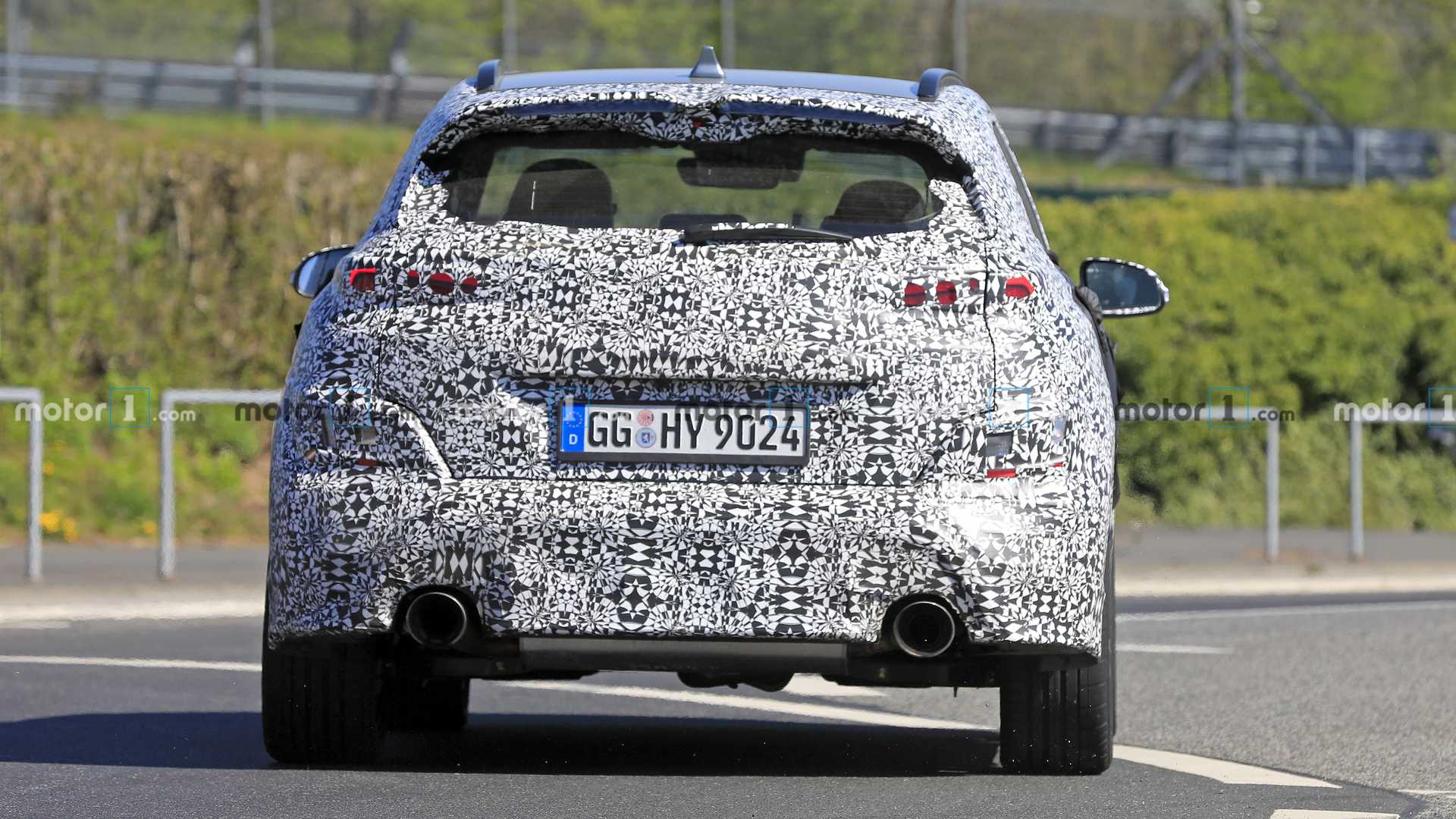 Тестируется «заряженный» Hyundai Kona кона 3