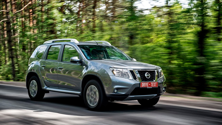3 Nissan Terrano
