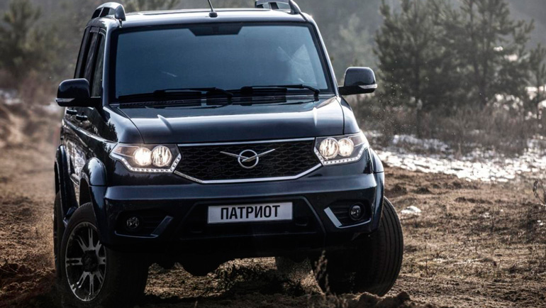1 UAZ Patriot