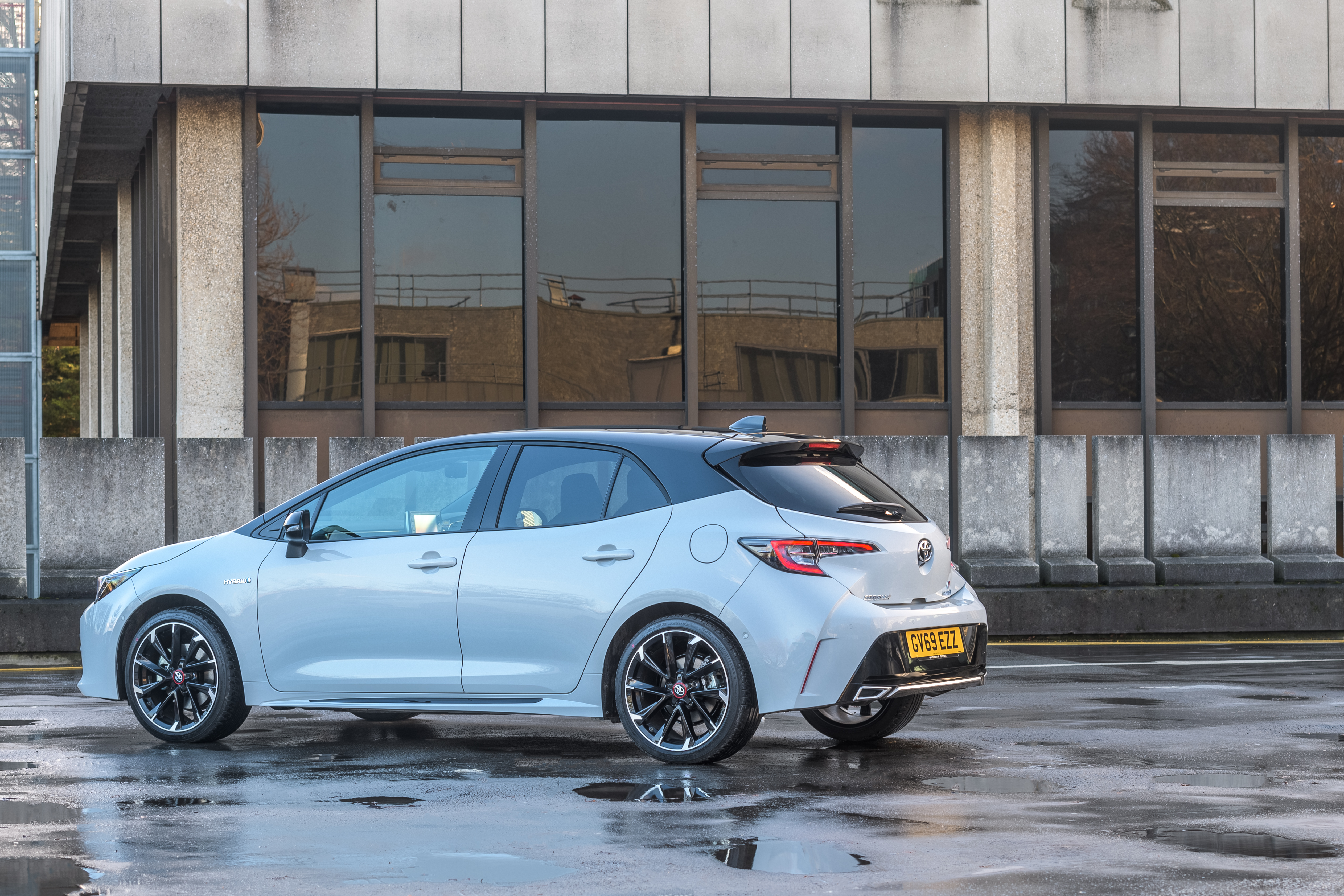 Toyota Corolla получила спортивное исполнение королла 4