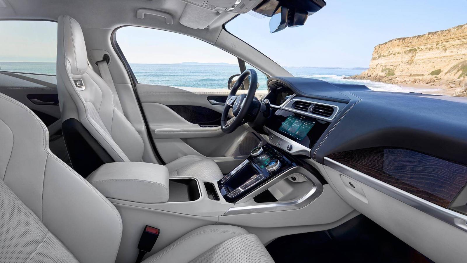 В России подешевел Jaguar I-Pace ягуар цена 3