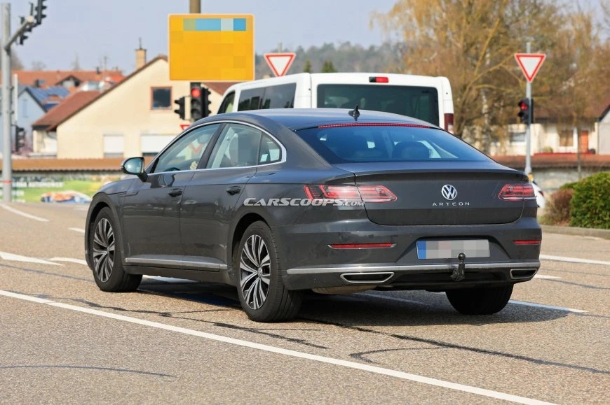 Обновлённый Volkswagen Arteon предстал без камуфляжа артеон 2