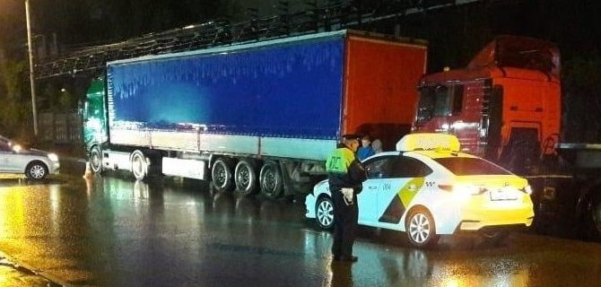 В Ростове насмерть сбили пешехода