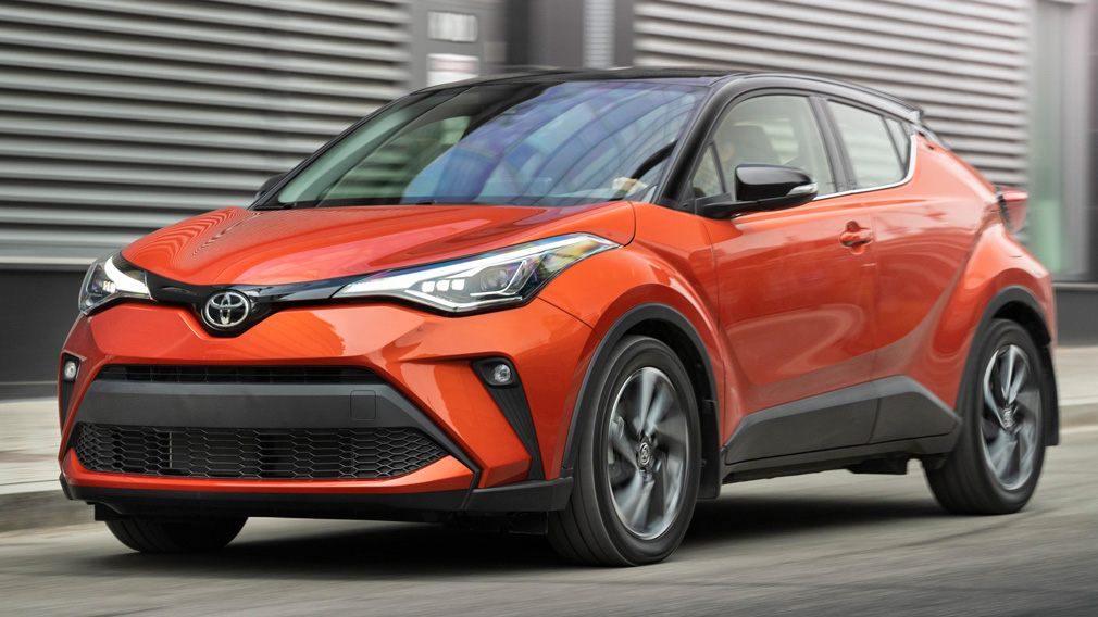 Топ-3 самых стильных кроссоверов, доступных на российском рынке Toyota C-HR