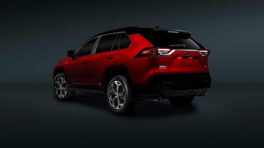 Начались продажи Toyota RAV4 Prime тойота 3