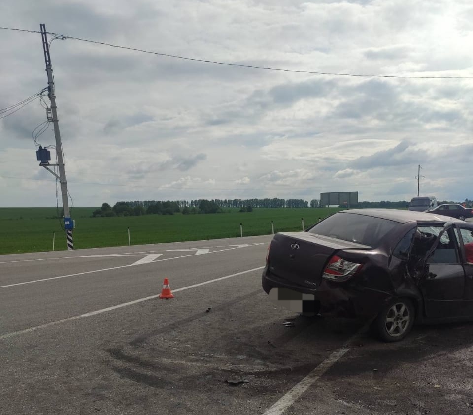 Две женщины погибли в ДТП под Курском Две женщины погибли в ДТП под Курском (1)