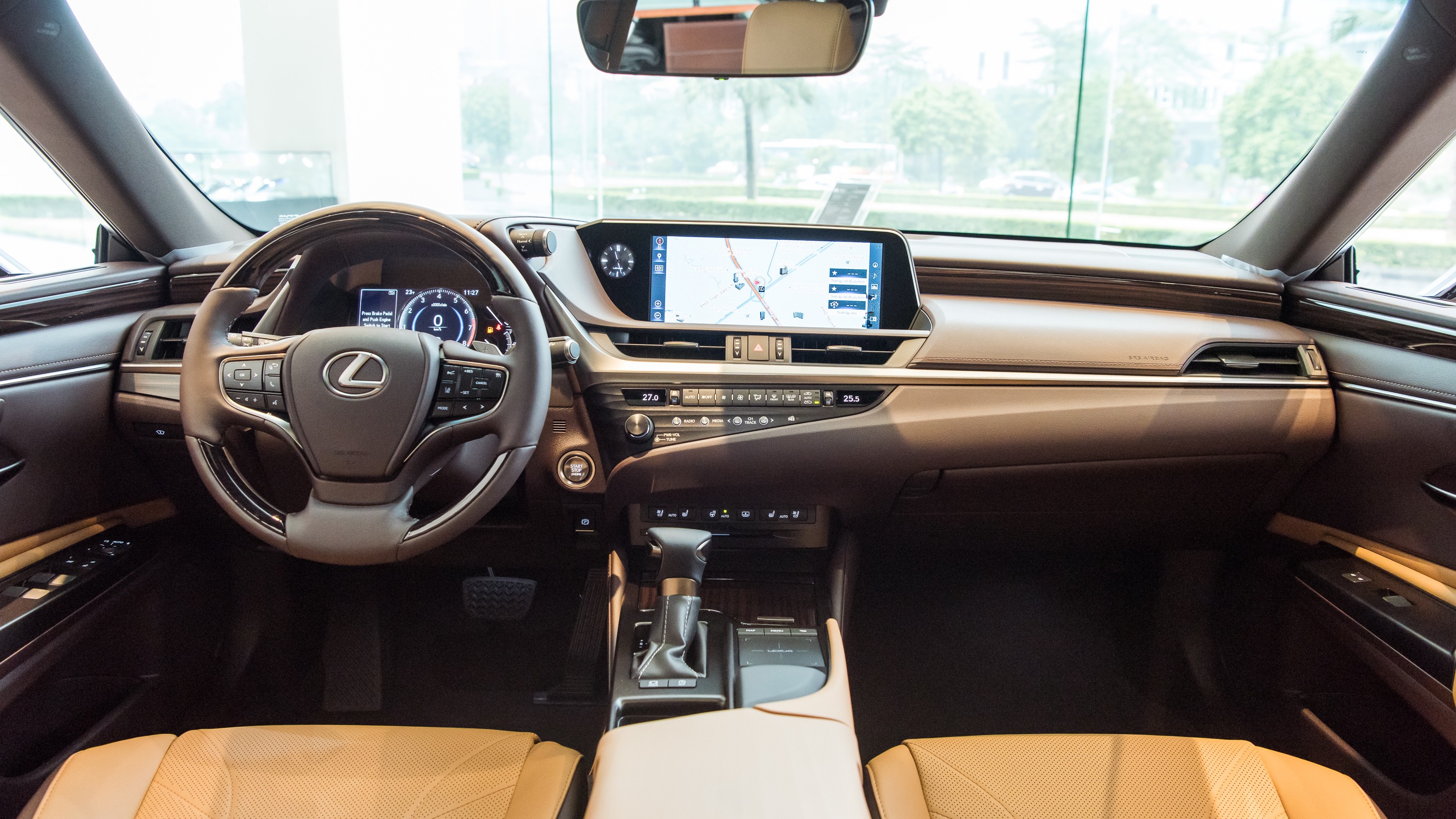В России начались продажи нового седана Lexus ES 250 F Sport лексус 3