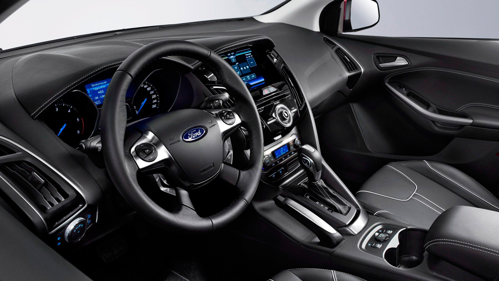 Ford Focus III салон