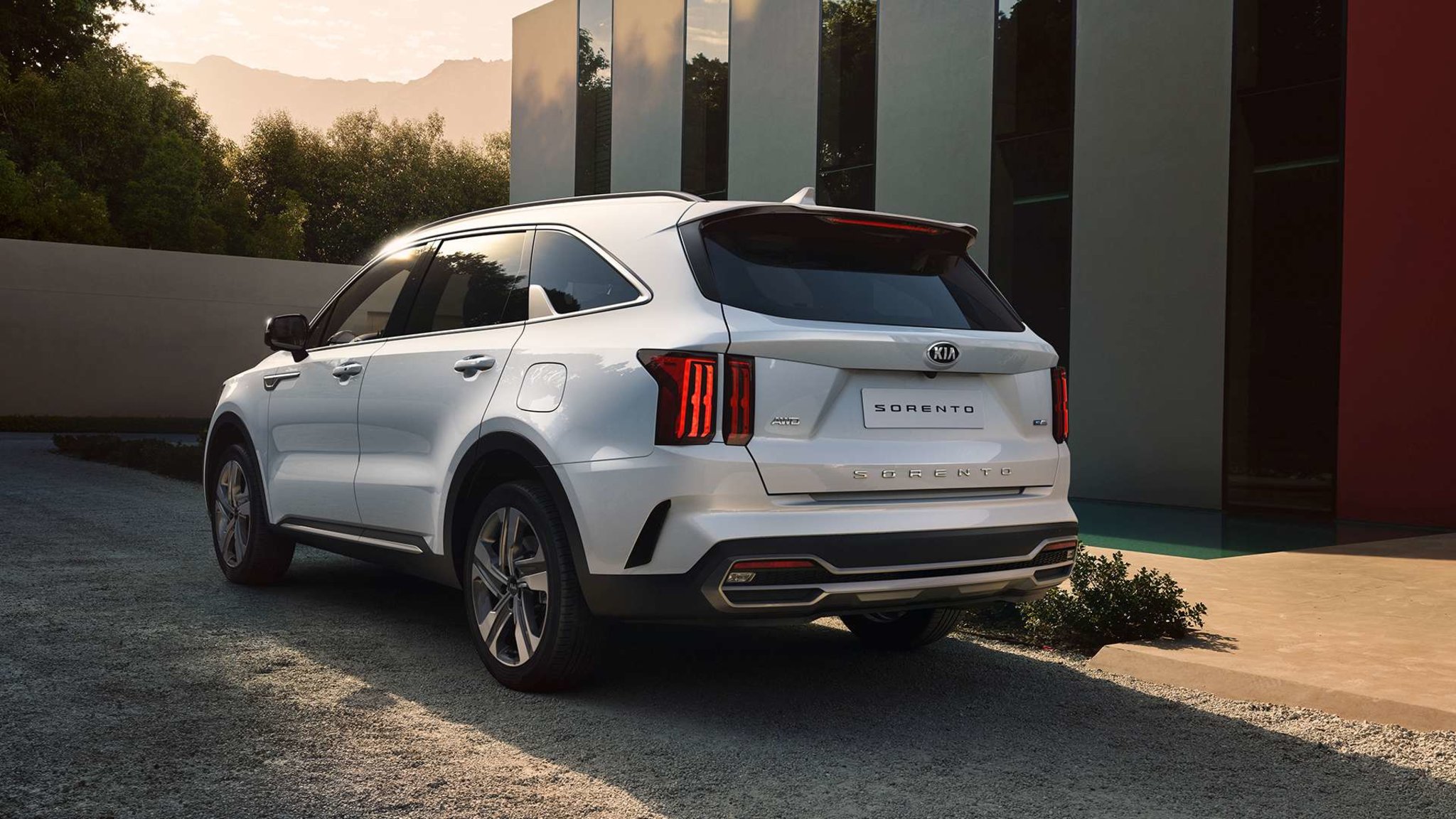 Новый KIA Sorento в России будет продаваться только с дизельным двигателем KIA Sorento новое поколение