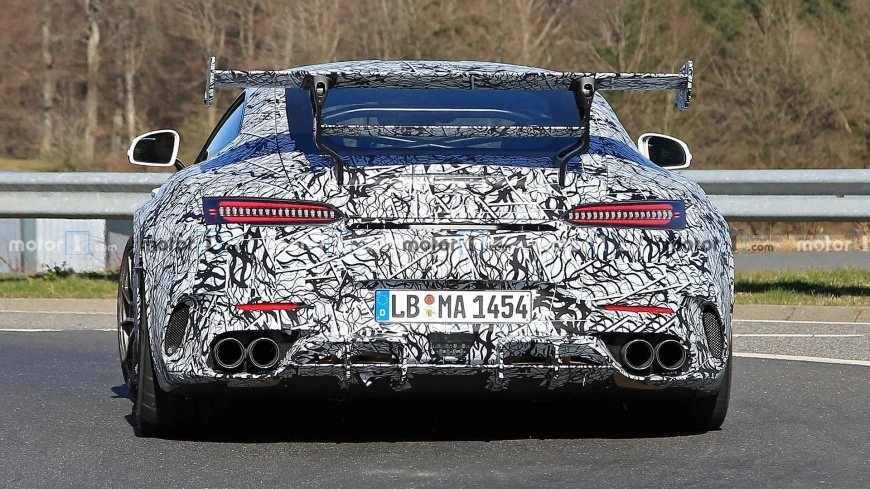 Новый Mercedes-AMG GT Black Series покажут в июле амг 3