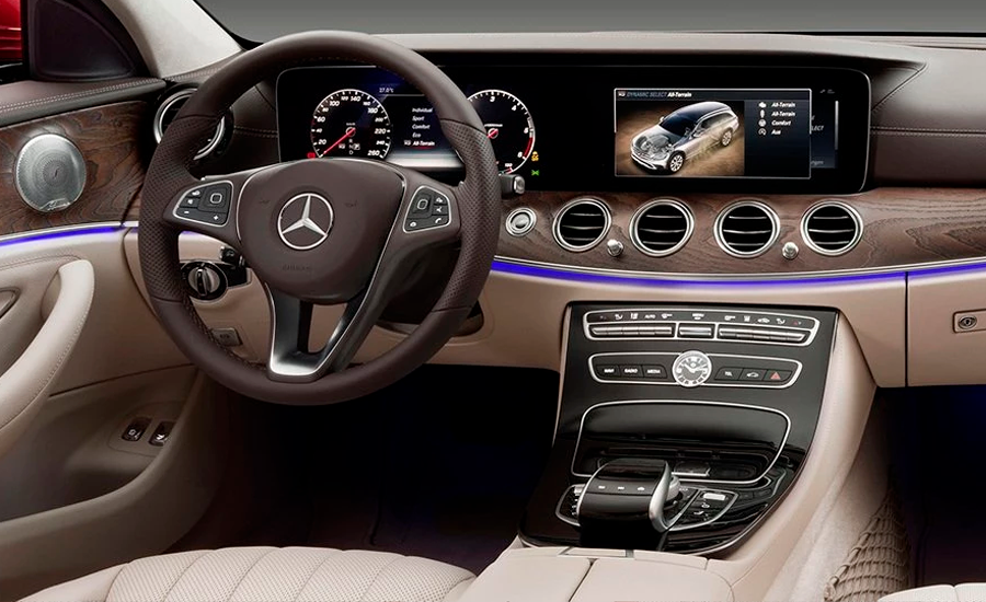 Mercedes E-class All Terrain салон
