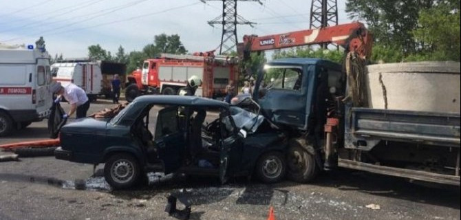 В ДТП на Туполева в Твери погиб водитель ВАЗа