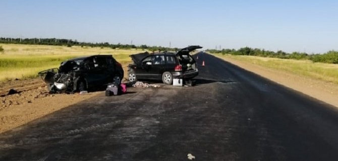 Женщина и ребенок погибли в ДТП под Волгоградом