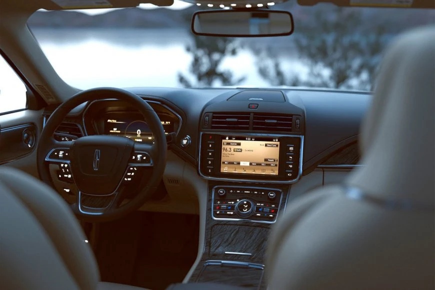 Lincoln Continental скоро уйдёт с конвейера линкольн 2
