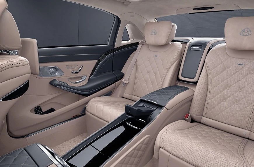 Mercedes-Maybach получил коллекционное исполнение майбах 4