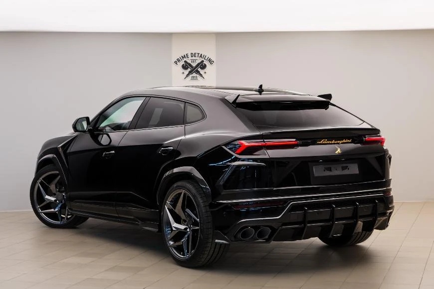Lamborghini Urus получил эксклюзивный обвес ламбо 2