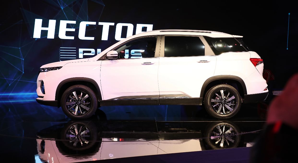 Начались продажи нового премиального кроссовера от MG мг 2