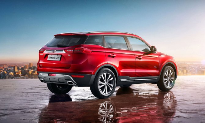 В России появился битопливный Geely Atlas атлас 3