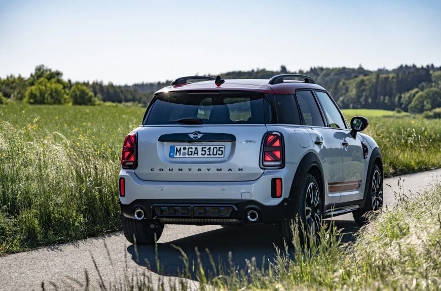 Представлен обновлённый Mini JCW Countryman мини 3