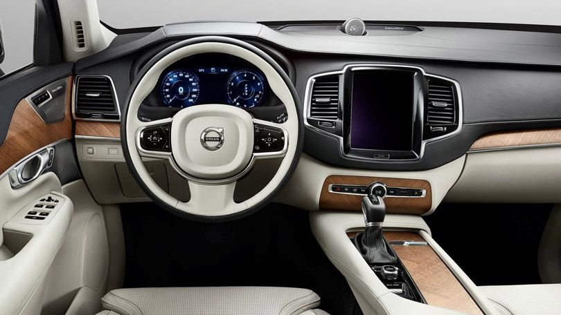 Обзор кроссовера Volvo XC90