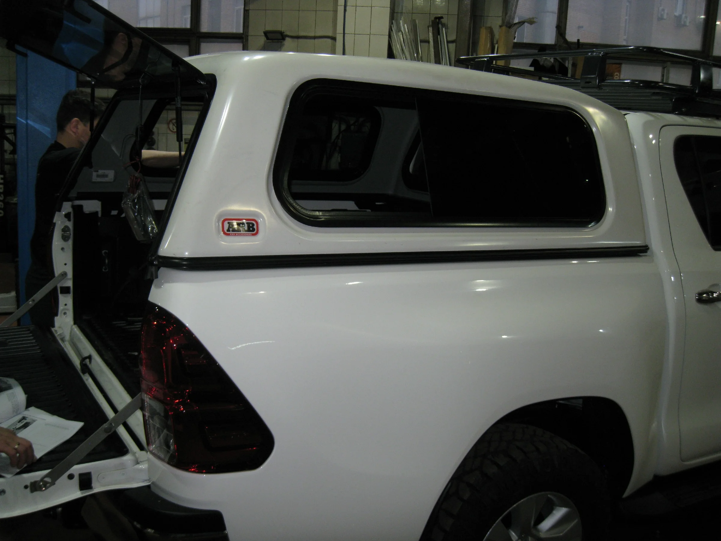 Установка кунга ARB на Toyota Hilux scale_2400