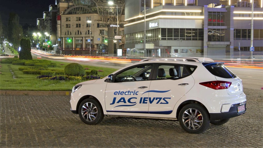 В России сертифицирован электромобиль от JAC Motors р як 3