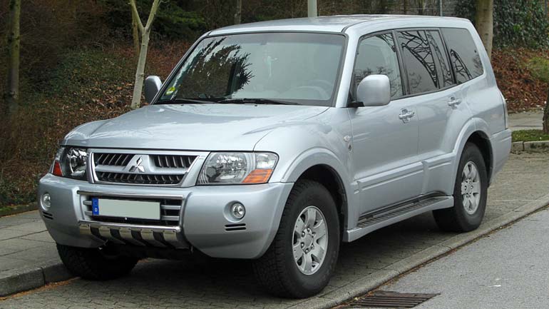 1 Mitsubishi Pajero