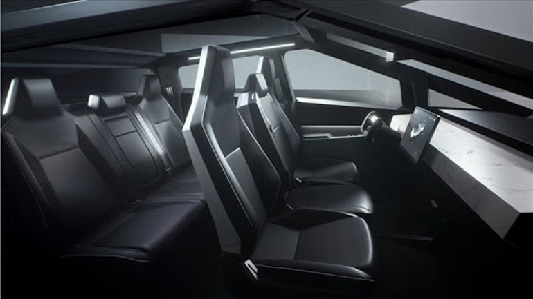 Tesla Cybertruck салон