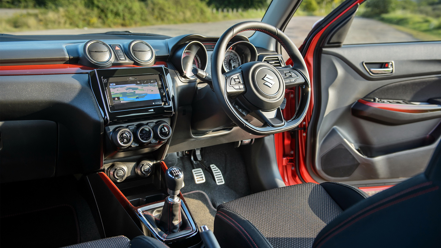 Обновлён хэтчбек Suzuki Swift а свифт 3