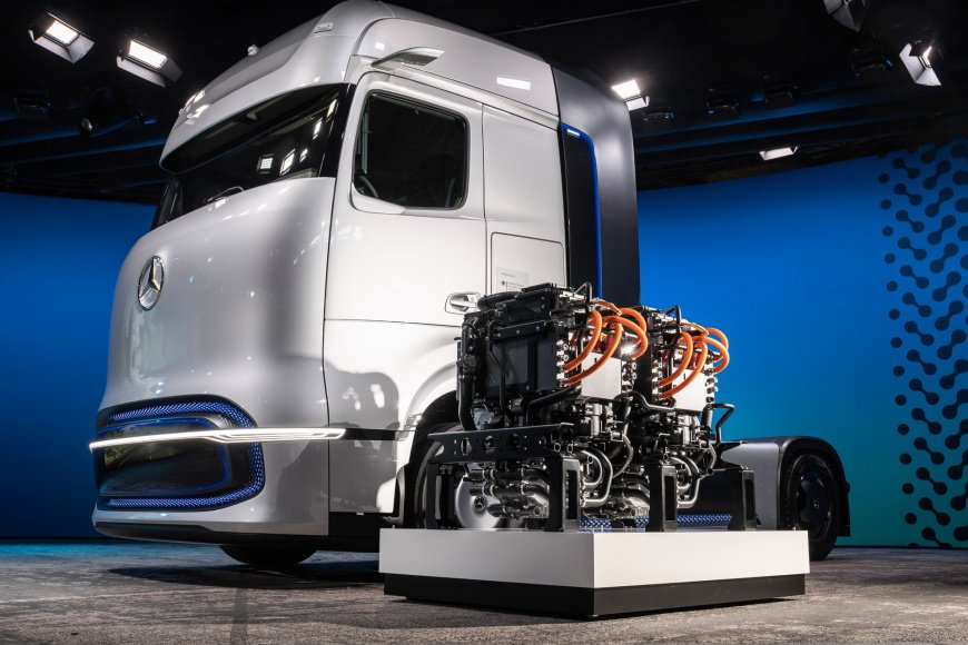Представлен прототип электрогрузовика Mercedes-Benz, работающего на водороде е мерс 2